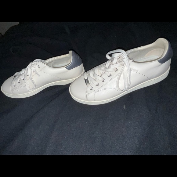 Coach leather cream low top sneaker - Picture 2 of 6